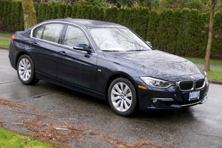  BMW 328i 