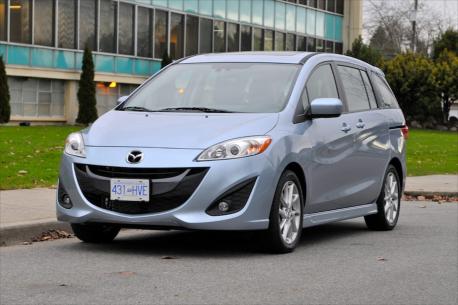  Greg Young from Mazda Canada talks with Motormouth about the new 2012 Mazda5 Part 1 